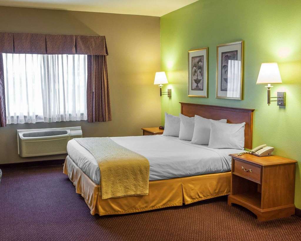 Quality Inn & Suites Ганнібал Номер фото