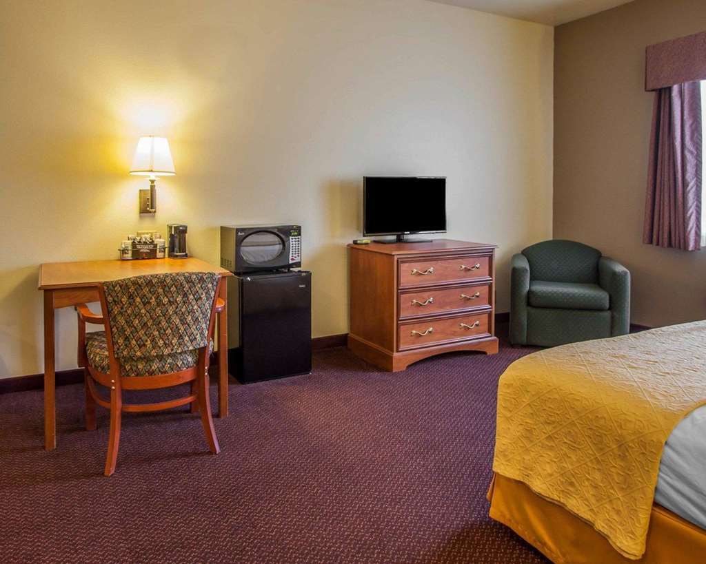 Quality Inn & Suites Ганнібал Номер фото