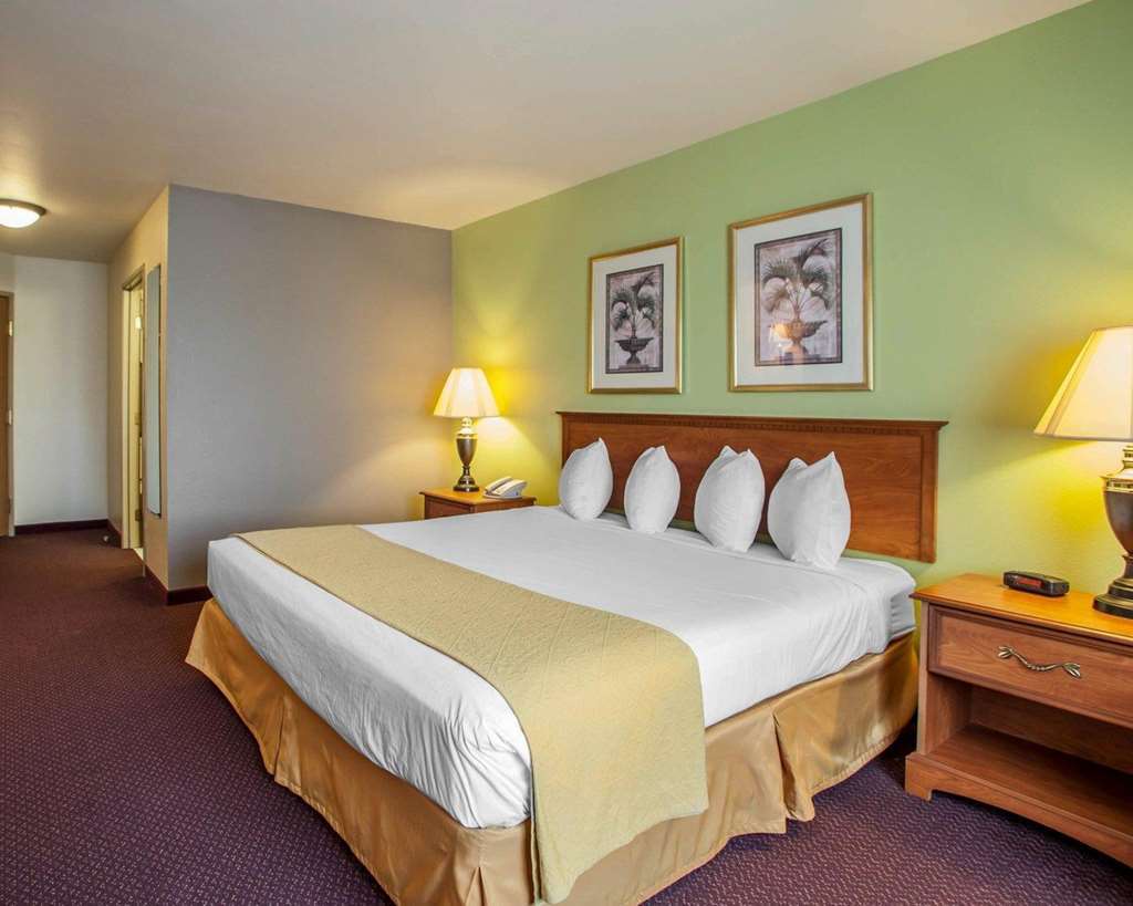 Quality Inn & Suites Ганнібал Номер фото